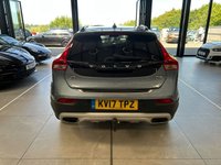 USED 2017 17 VOLVO V40 CROSS COUNTRY 2.0 D3 Pro Hatchback 5dr Diesel Manual Euro 6 (s/s) (150 ps) 