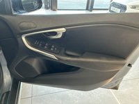 USED 2017 17 VOLVO V40 CROSS COUNTRY 2.0 D3 Pro Hatchback 5dr Diesel Manual Euro 6 (s/s) (150 ps) 