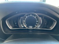 USED 2017 17 VOLVO V40 CROSS COUNTRY 2.0 D3 Pro Hatchback 5dr Diesel Manual Euro 6 (s/s) (150 ps) 