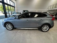 USED 2017 17 VOLVO V40 CROSS COUNTRY 2.0 D3 Pro Hatchback 5dr Diesel Manual Euro 6 (s/s) (150 ps) 
