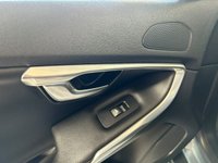 USED 2017 17 VOLVO V40 CROSS COUNTRY 2.0 D3 Pro Hatchback 5dr Diesel Manual Euro 6 (s/s) (150 ps) 