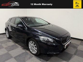 2015 VOLVO V40