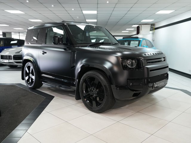 View our LAND ROVER DEFENDER