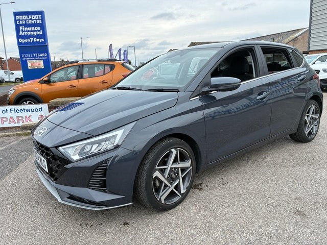 View our Hyundai I20 1.0 T-GDi Premium Hatchback 5dr Petrol DCT Euro 6 (s/s) (100 ps)