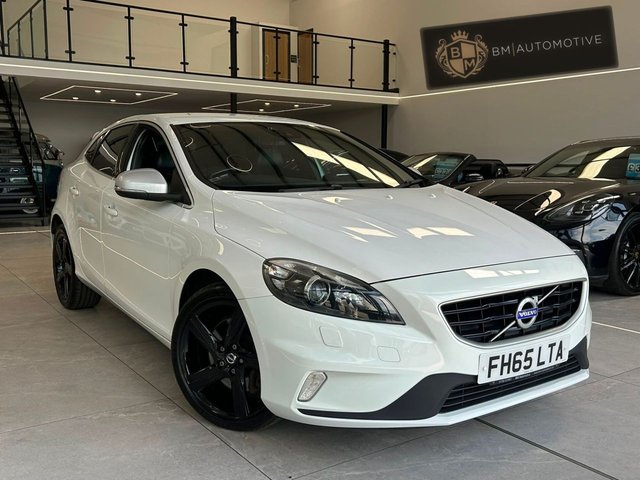 View our VOLVO V40