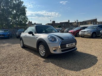 2014 MINI HATCH