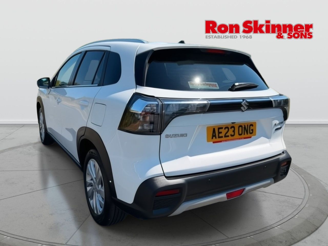 2023 23 SUZUKI S-CROSS