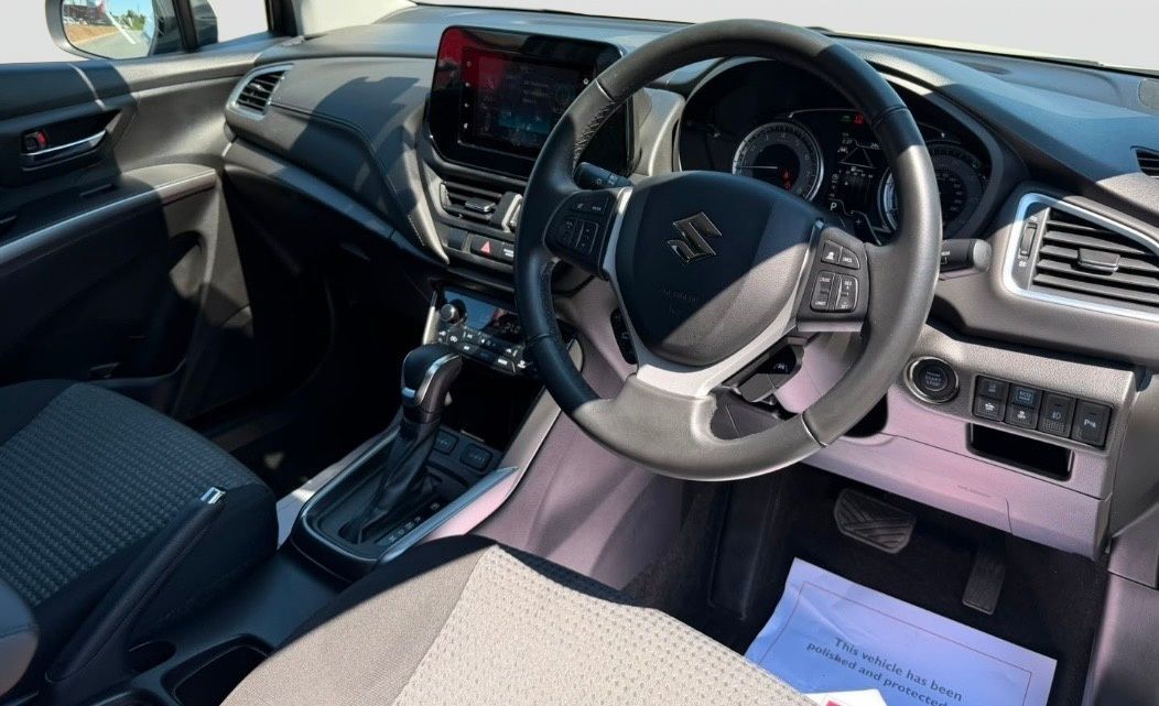 2023 23 SUZUKI S-CROSS