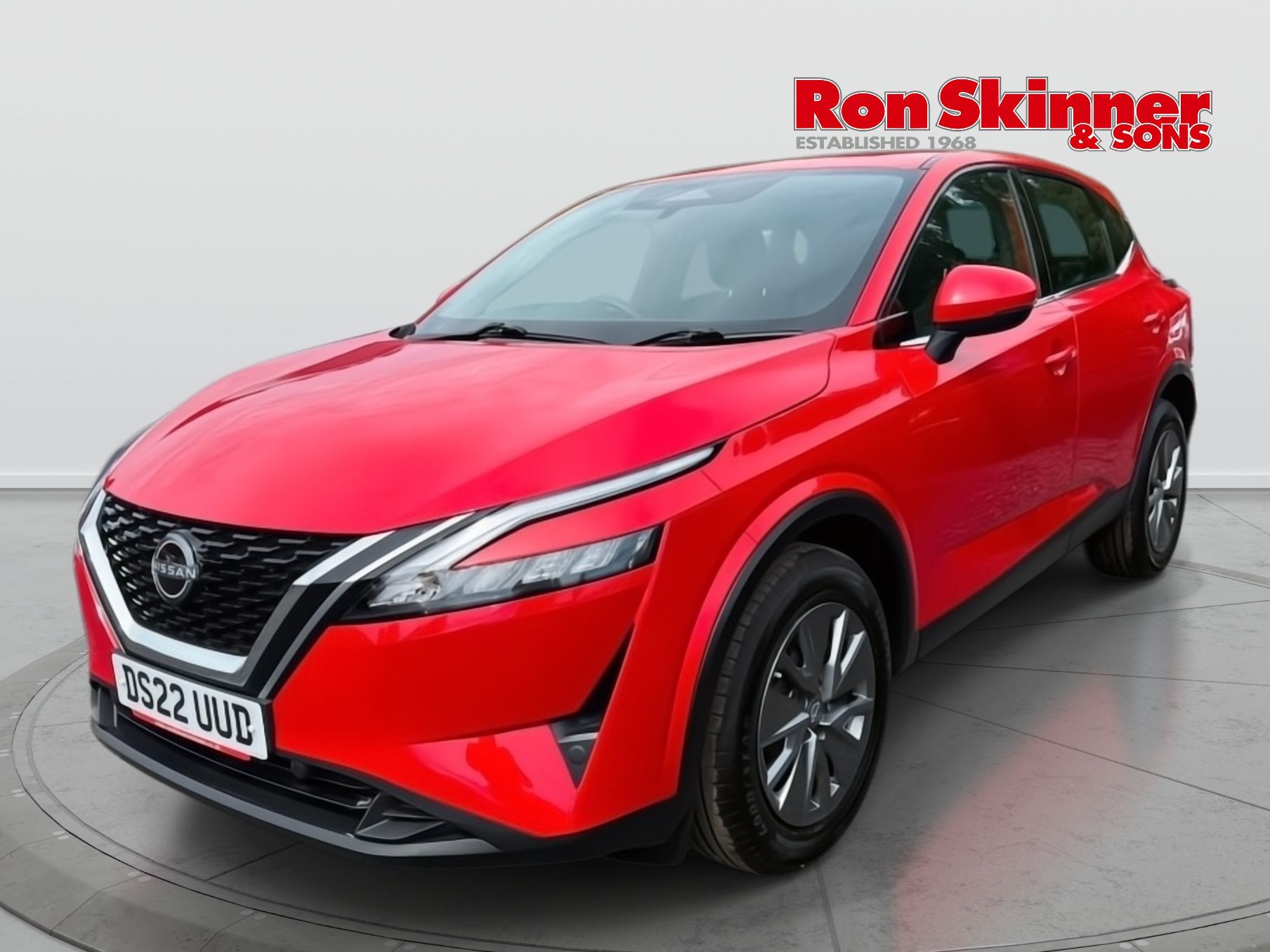 2022 Nissan Qashqai — image 2