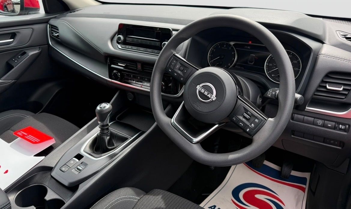 2022 Nissan Qashqai — image 5
