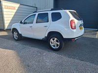 USED 2014 64 DACIA DUSTER 1.5 dCi Laureate SUV 5dr Diesel Manual Euro 5 (110 ps) * BLUETOOTH + SAT NAV *