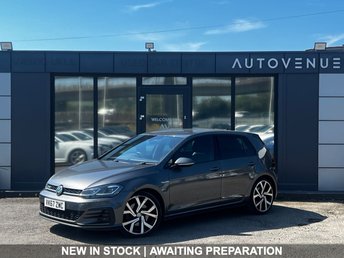 2017 VOLKSWAGEN GOLF