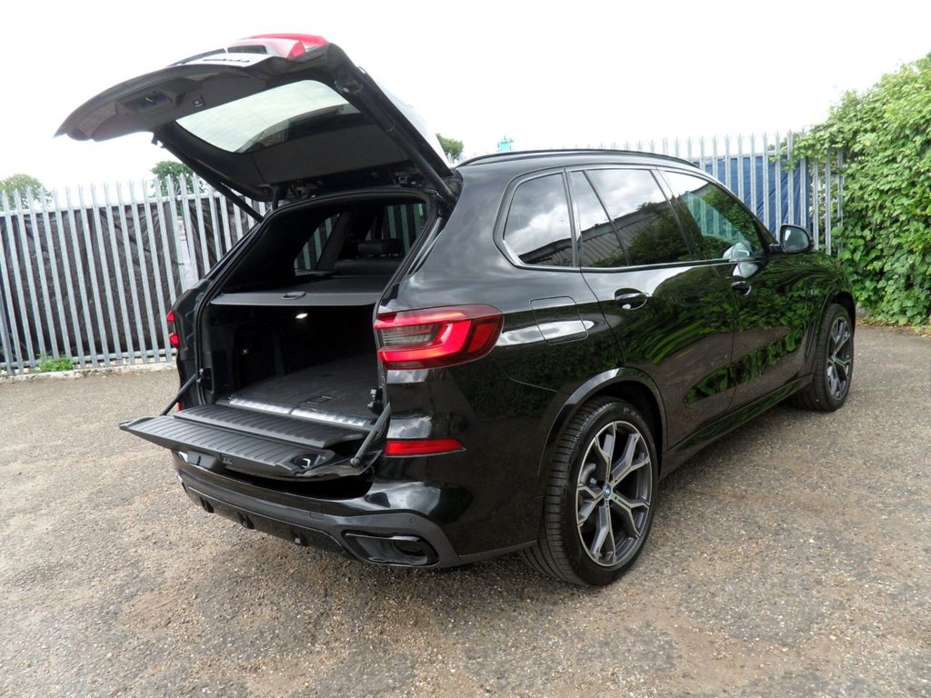 USED 2021 71 BMW X5 3.0 45e 24kWh M Sport SUV 5dr Petrol Plug-in Hybrid Auto xDrive Euro 6 (s/s) (394 ps) M-Sport Pro Pack - 21Inch Wheels