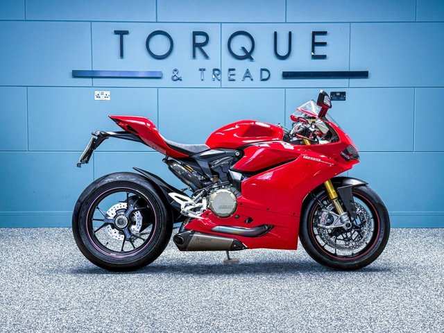 View our DUCATI 1299 PANIGALE