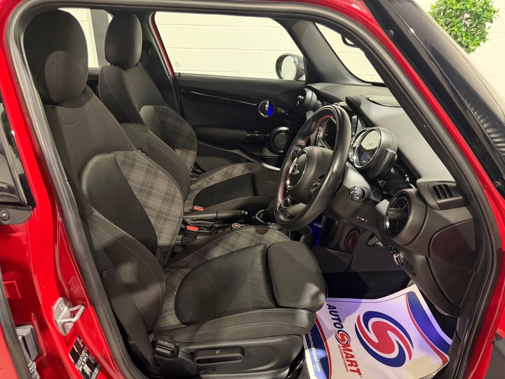 USED 2016 65 MINI HATCH 1.5 Cooper D Hatchback 5dr Diesel Auto Euro 6 (s/s) (116 ps) 