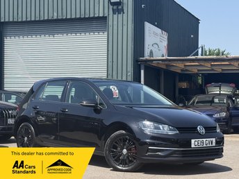 View our VOLKSWAGEN GOLF