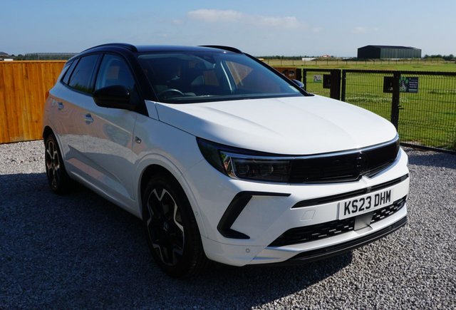 View our VAUXHALL GRANDLAND
