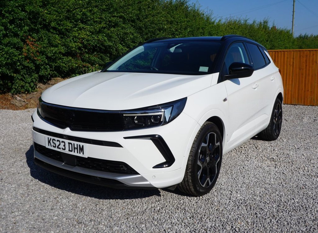 2023 Vauxhall Grandland thumbnail 6
