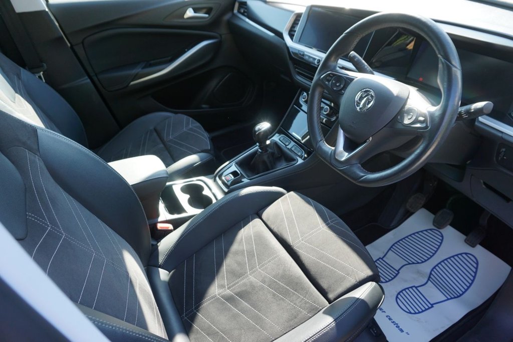 2023 Vauxhall Grandland thumbnail 11