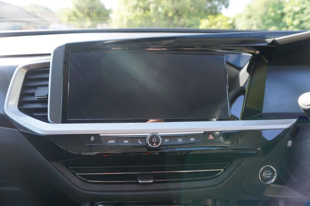 2023 Vauxhall Grandland thumbnail 14