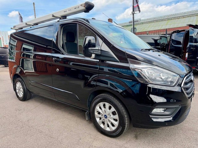 View our FORD TRANSIT CUSTOM