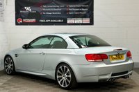 USED 2009 L BMW M3 4.0 V8 Convertible 2dr Petrol DCT Euro 4 (420 ps) 