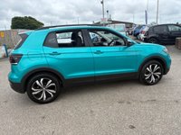USED 2020 70 VOLKSWAGEN T-CROSS 1.0 TSI SE SUV 5dr Petrol Manual Euro 6 (s/s) (110 ps) 2 OWNERS FROM NEW* PARKING SENSORS* REVERSING CAMERA* CRUISE CONTROL* AUTO START / STOP* LANE ASSIST* BLIND SPOT DETECTION* 6 SPEED* COLLISION WARNING* AIR CON* BLUETOOTH PHONE AND AUDIO* DAB