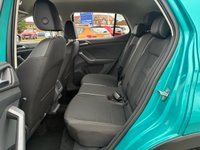 USED 2020 70 VOLKSWAGEN T-CROSS 1.0 TSI SE SUV 5dr Petrol Manual Euro 6 (s/s) (110 ps) 2 OWNERS FROM NEW* PARKING SENSORS* REVERSING CAMERA* CRUISE CONTROL* AUTO START / STOP* LANE ASSIST* BLIND SPOT DETECTION* 6 SPEED* COLLISION WARNING* AIR CON* BLUETOOTH PHONE AND AUDIO* DAB