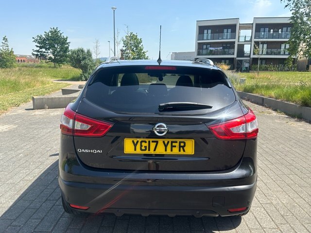 View our NISSAN QASHQAI