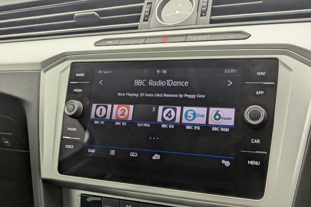 USED 2018 18 VOLKSWAGEN PASSAT 1.4 TSI SE Business Saloon 4dr Petrol Manual Euro 6 (s/s) (125 ps) Sat Nav, Cruise, 17" Alloys