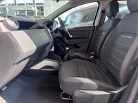 USED 2020 70 DACIA DUSTER 1.3 TCe Prestige SUV 5dr Petrol Manual Euro 6 (s/s) (130 ps) Reverse Camera | Blind Spot Assist