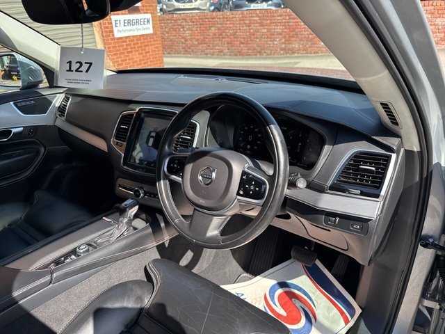 View our VOLVO XC90