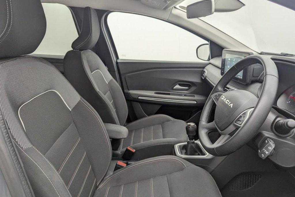 USED 2023 23 DACIA JOGGER 1.0 TCe Extreme SE MPV 5dr Petrol Manual Euro 6 (s/s) (110 ps) 7 Seats, Sat Nav, Camera