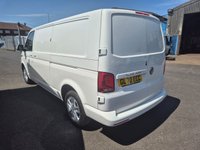 USED 2020 70 VOLKSWAGEN TRANSPORTER 2.0 TDI T30 Highline Panel Van 5dr Diesel DSG FWD LWB Euro 6 (s/s) (150 ps) FINANCE AVAILABLE