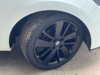USED 2016 16 RENAULT CLIO 0.9 TCe Dynamique S Nav Hatchback 5dr Petrol Manual Euro 6 (s/s) (90 ps) FRESH SERVICE 2 PRE OWNERS