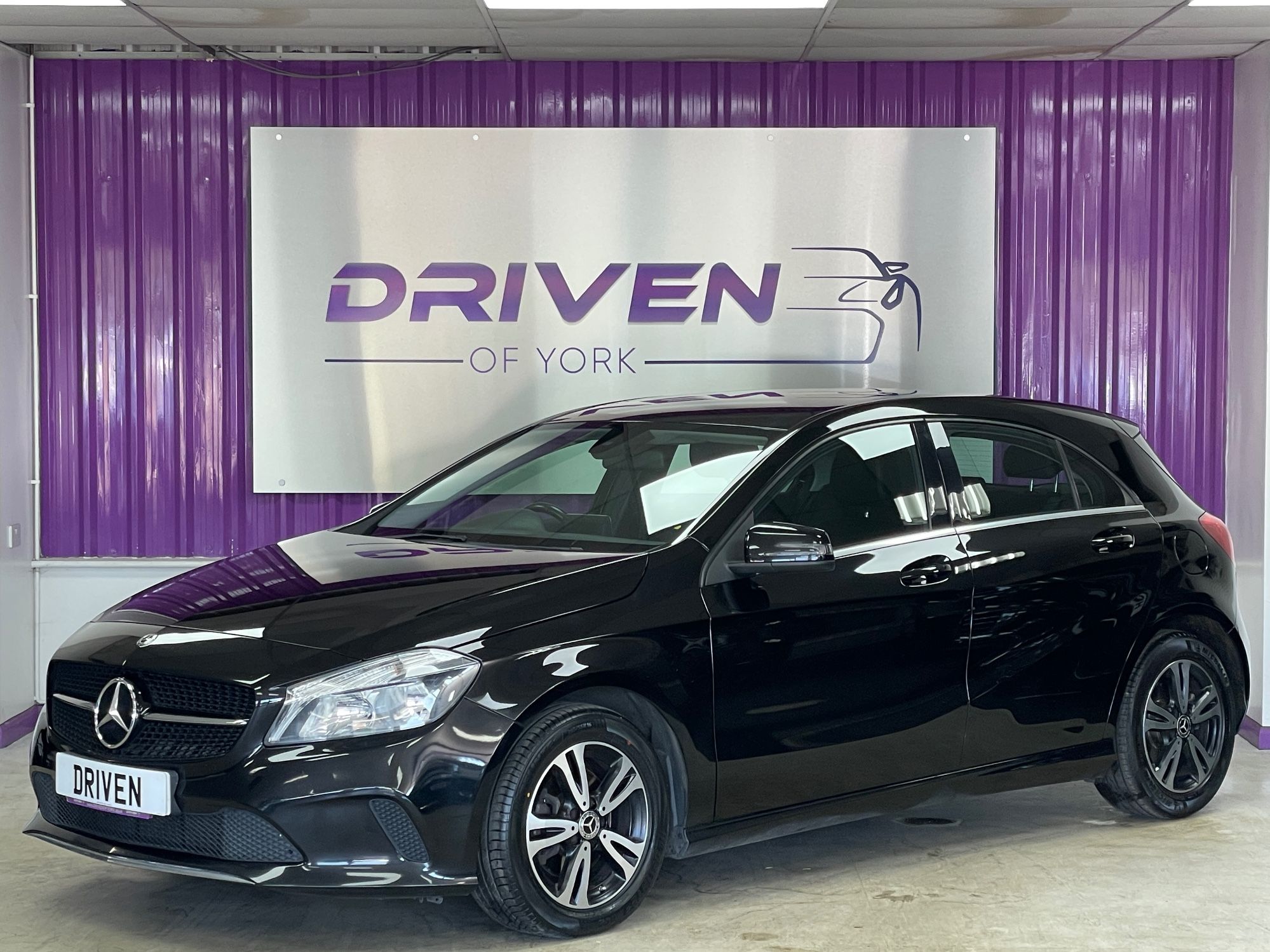 USED 2018 67 MERCEDES-BENZ A-CLASS 1.6 A180 SE Hatchback 5dr Petrol 7G-DCT Euro 6 (s/s) (122 ps) 
