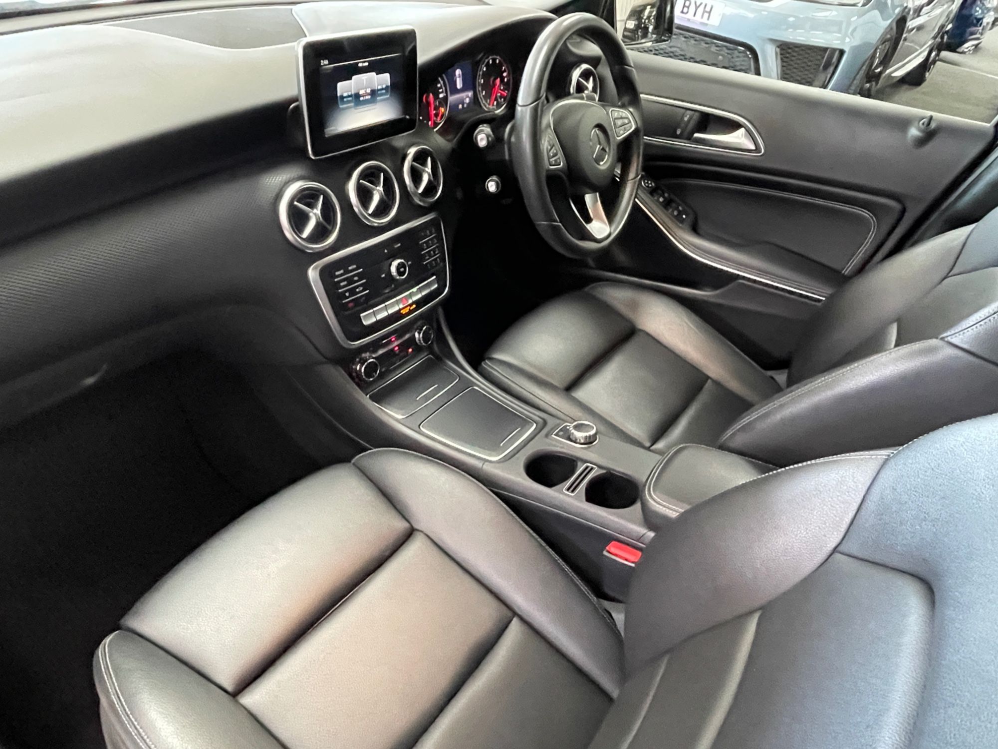 USED 2018 67 MERCEDES-BENZ A-CLASS 1.6 A180 SE Hatchback 5dr Petrol 7G-DCT Euro 6 (s/s) (122 ps) 