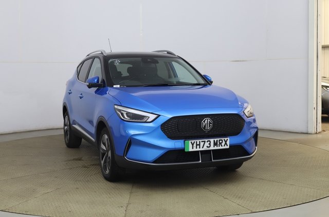 View our MG MG ZS 72.6kWh Trophy Connect Long Range SUV 5dr Electric Auto (156 ps)