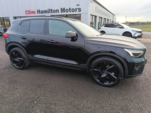 View our VOLVO XC40