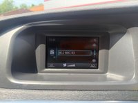 USED 2014 64 VOLVO V40 CROSS COUNTRY 1.6 D2 Lux Nav Hatchback 5dr Diesel Manual Euro 5 (s/s) (115 ps) 1 Previous Owner FSH 11 Stamps