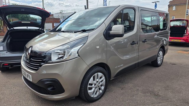 View our RENAULT TRAFIC