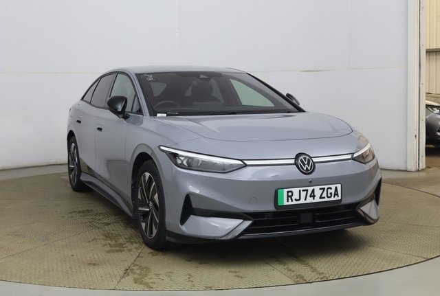 View our Volkswagen Id.7 Pro 77kWh Match Fastback 5dr Electric Auto (286 ps)
