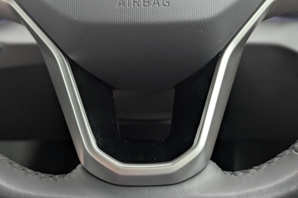 USED 2022 22 VOLKSWAGEN ID.4 Pure 52kWh Life SUV 5dr Electric Auto (148 ps) Car Play, Rear Camera, Sat Nav