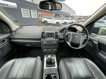 View our LAND ROVER FREELANDER 2