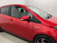 USED 2016 16 TOYOTA YARIS 1.5 VVT-h Icon Hatchback 5dr Petrol Hybrid E-CVT Euro 6 (101 ps) &pound;20 Tax, Hybrid Auto, Rear Camera, Bluetooth, DAB