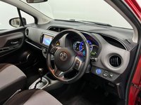 USED 2016 16 TOYOTA YARIS 1.5 VVT-h Icon Hatchback 5dr Petrol Hybrid E-CVT Euro 6 (101 ps) &pound;20 Tax, Hybrid Auto, Rear Camera, Bluetooth, DAB