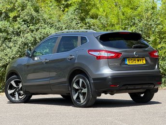 View our NISSAN QASHQAI