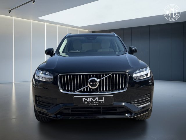 View our VOLVO XC90