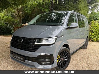 2022 VOLKSWAGEN TRANSPORTER 2.0 TDI T32 Highline Kombi Double Cab 5dr Diesel DSG FWD SWB Euro 6 (s/s) (150 ps) £39949.00