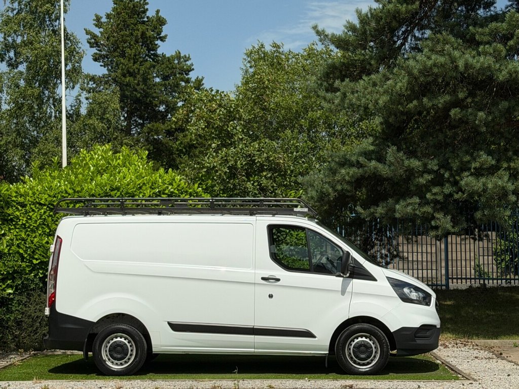 USED 2021 71 FORD TRANSIT CUSTOM 2.0 300 EcoBlue Leader Panel Van 5dr Diesel Manual L1 H1 Euro 6 (s/s) (105 ps) FSH, PLYLINED, ROOF RACK